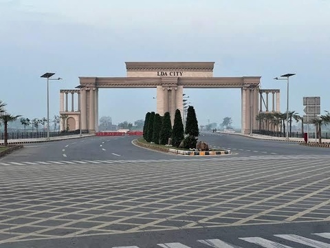 10 Marla Plots for Sale in LDA CITY