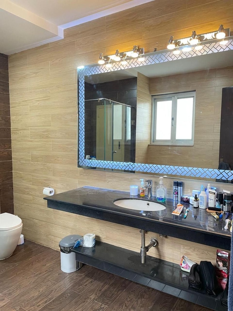 Ready to Move FURNISHED Apartment in Gulberg Prime Area Lahore – photo 4
