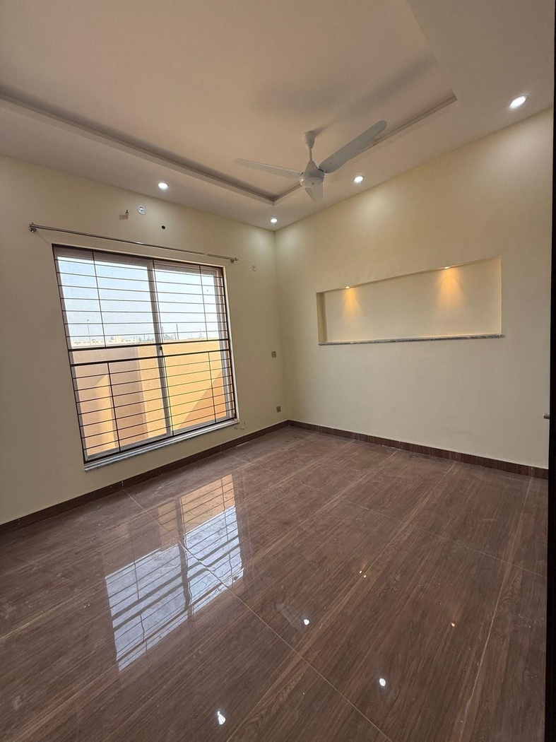 5 Marla Newly Built House – photo 4
